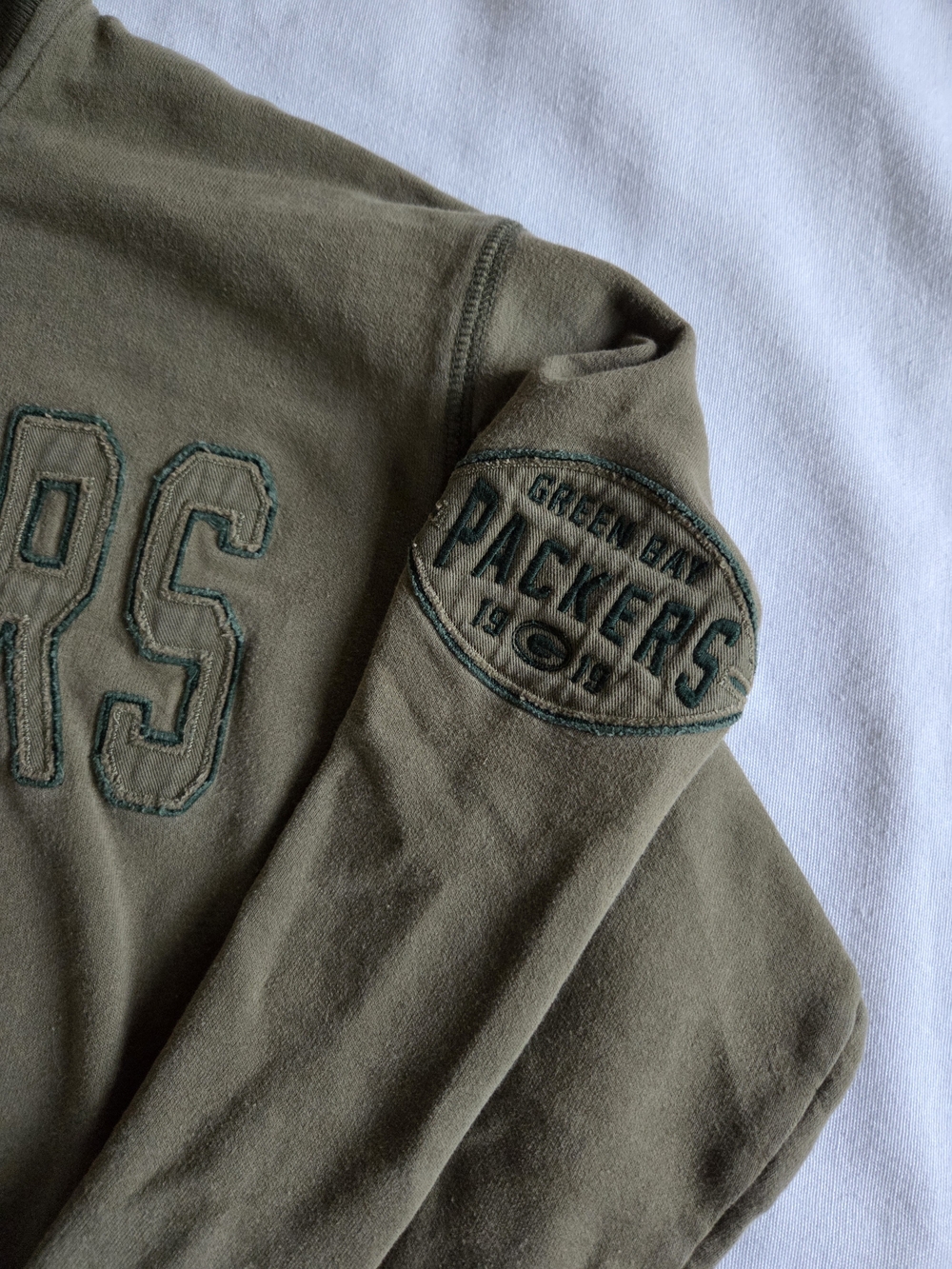 Green Packers Quarter-Zip Men's Sweater - Picture 2 of 6